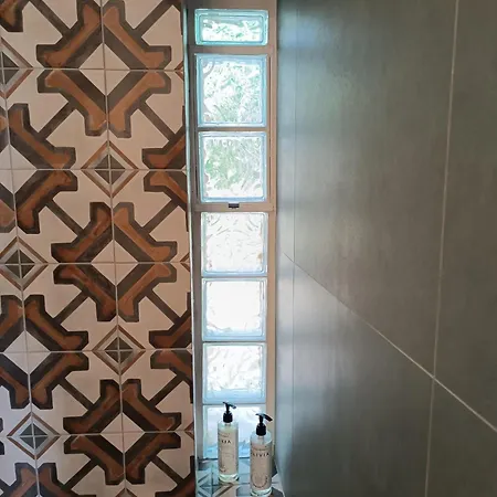 Casa Vrioni Apartamento *