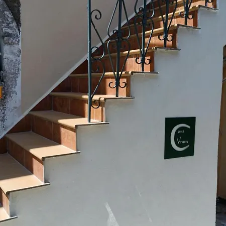 Casa Vrioni *