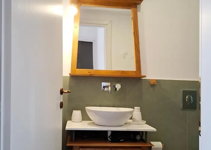 Casa Vrioni *