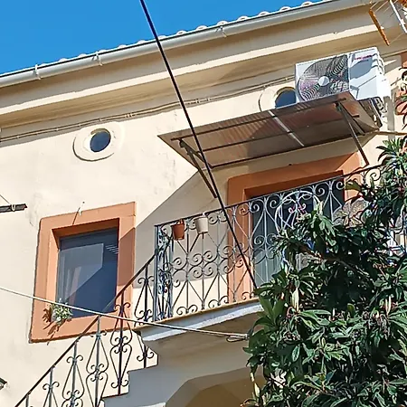 Apartament Casa Vrioni Ágios Matthaíos