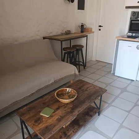 Apartament Casa Vrioni Ágios Matthaíos