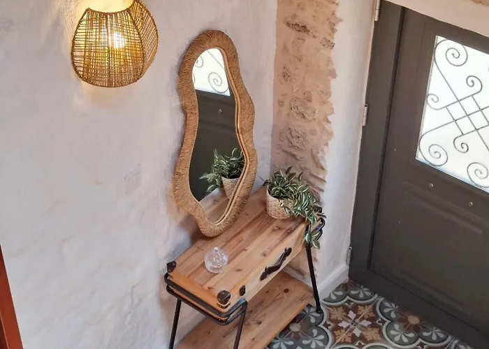 Апартаменты Casa Vrioni *