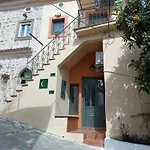 Casa Vrioni Ágios Matthaíos